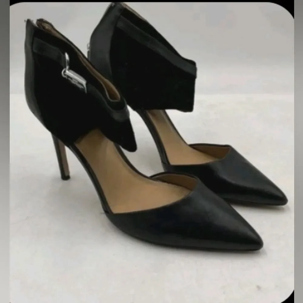 Coach Designer Heiress Black Leather/Suede Ankle Strap Pump Heel Stiletto 9.5